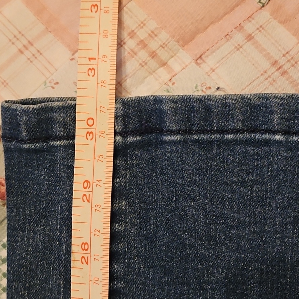 Relativity Straight Leg Jeans - Picture 7 of 10